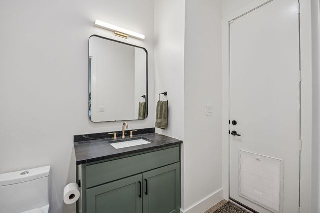 5104 Vandelia Street, Dallas, TX 75235