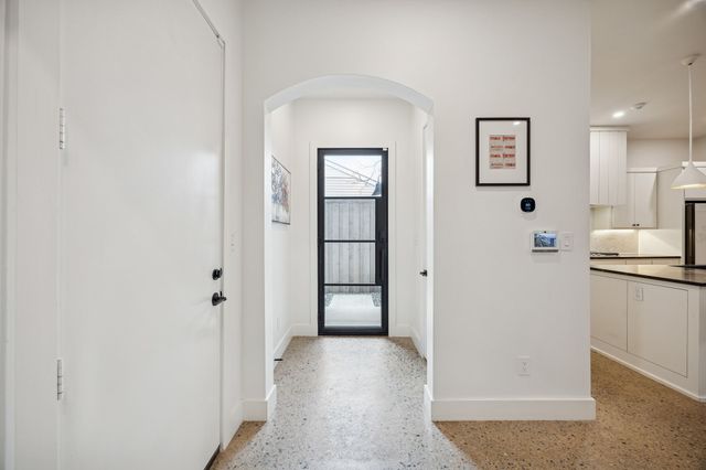 5104 Vandelia Street, Dallas, TX 75235