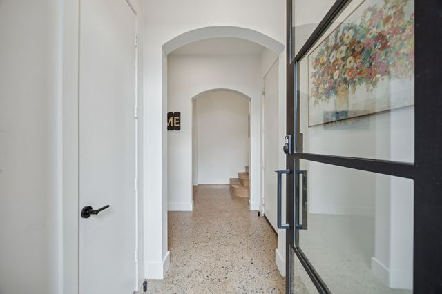 5104 Vandelia Street, Dallas, TX 75235