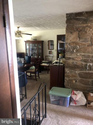 246 BROWN RD, Nottingham, PA 19362