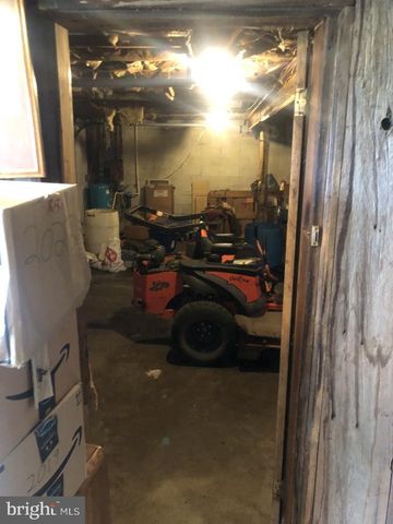 246 BROWN RD, Nottingham, PA 19362