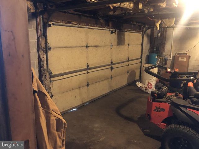 246 BROWN RD, Nottingham, PA 19362
