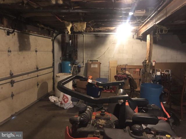 246 BROWN RD, Nottingham, PA 19362