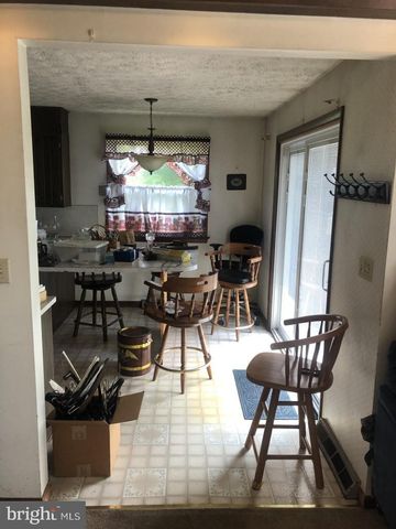 246 BROWN RD, Nottingham, PA 19362