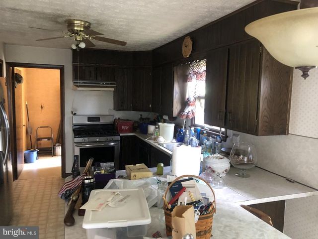 246 BROWN RD, Nottingham, PA 19362