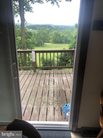 246 BROWN RD, Nottingham, PA 19362