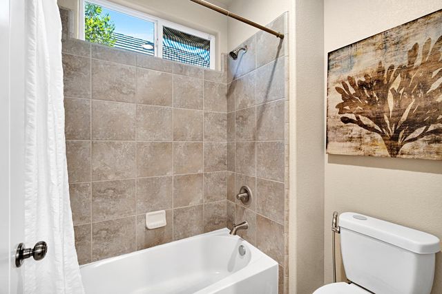 3245 Lexington Avenue, Clovis, CA 93619