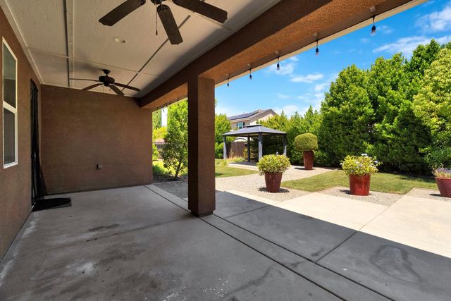 3245 Lexington Avenue, Clovis, CA 93619