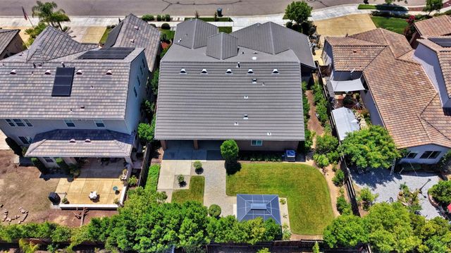 3245 Lexington Avenue, Clovis, CA 93619