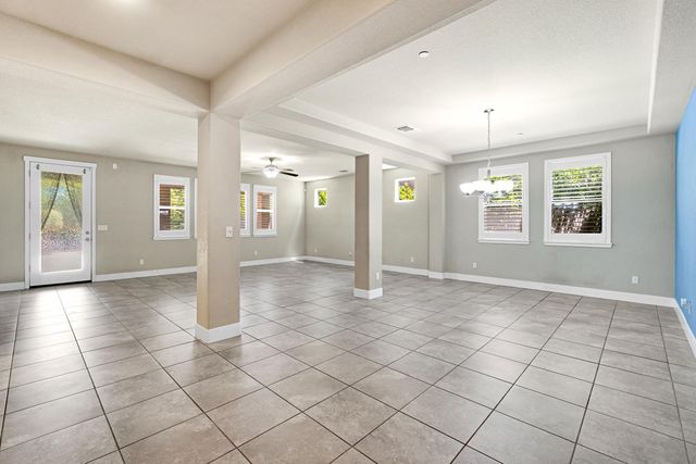 3245 Lexington Avenue, Clovis, CA 93619