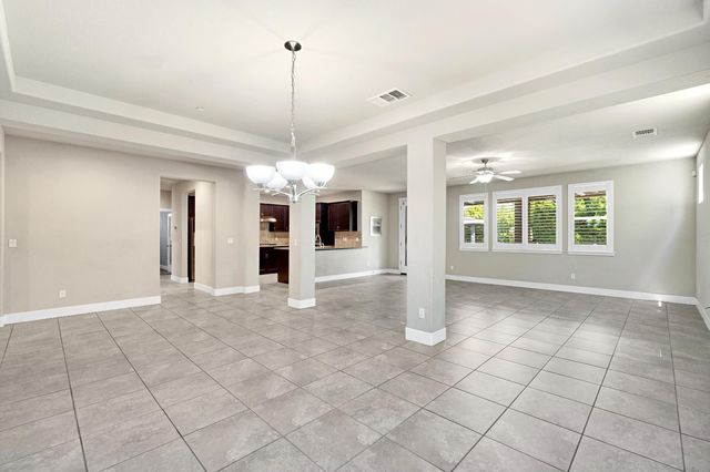 3245 Lexington Avenue, Clovis, CA 93619