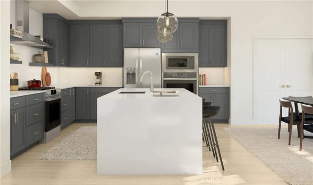 7754 Baylor Avenue, Hesperia, CA 92344