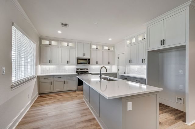 312 Woodside Trail, Waxahachie, TX 75165