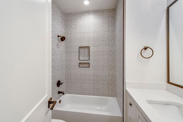 312 Woodside Trail, Waxahachie, TX 75165