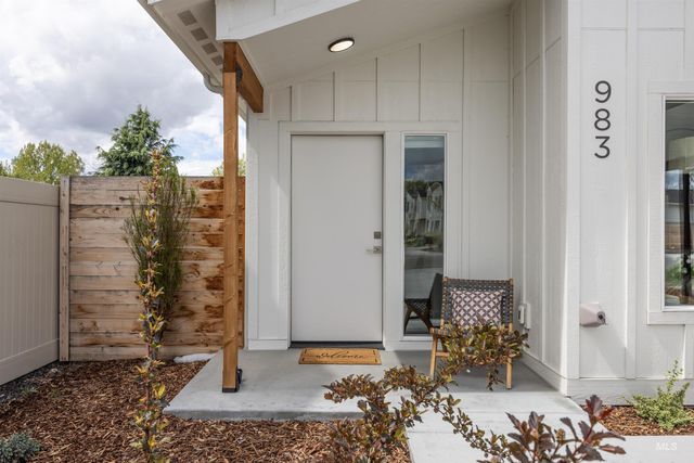 983 N Nichole Ave, Boise, ID 83713
