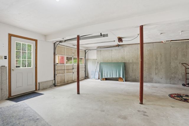 21 Valley, Groton, MA 01450
