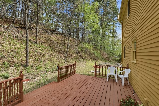 21 Valley, Groton, MA 01450