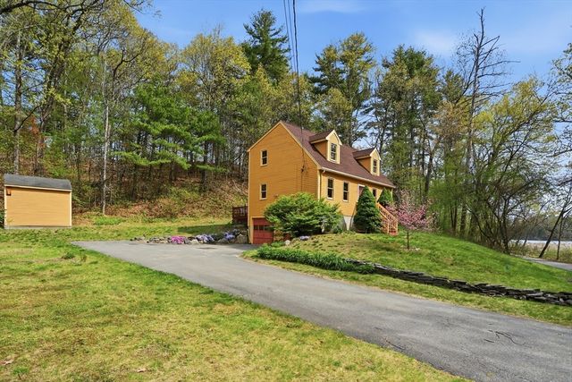 21 Valley, Groton, MA 01450