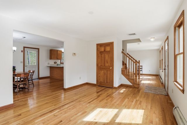 21 Valley, Groton, MA 01450