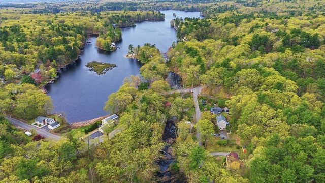 21 Valley, Groton, MA 01450