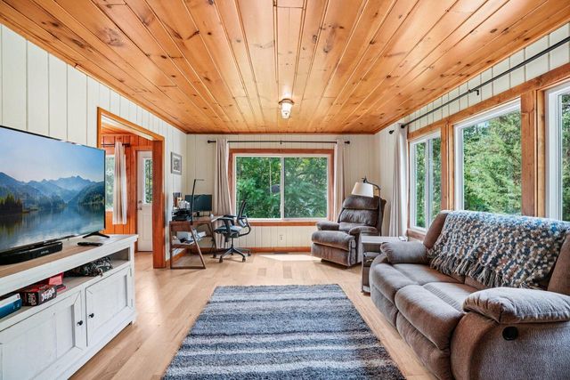N3219 Cherry ROAD, Lake Geneva, WI 53147