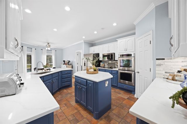 4111 Joe Wilson Road, Midlothian, TX 76065