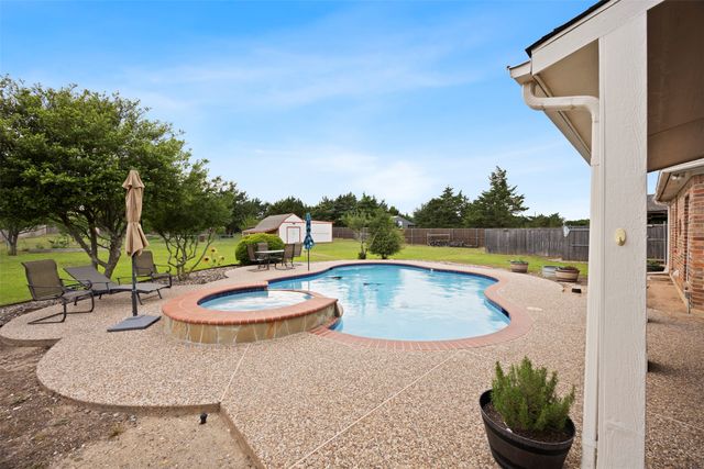 4111 Joe Wilson Road, Midlothian, TX 76065