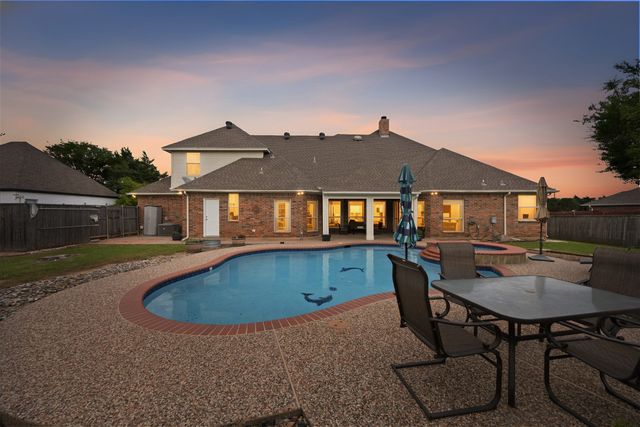 4111 Joe Wilson Road, Midlothian, TX 76065