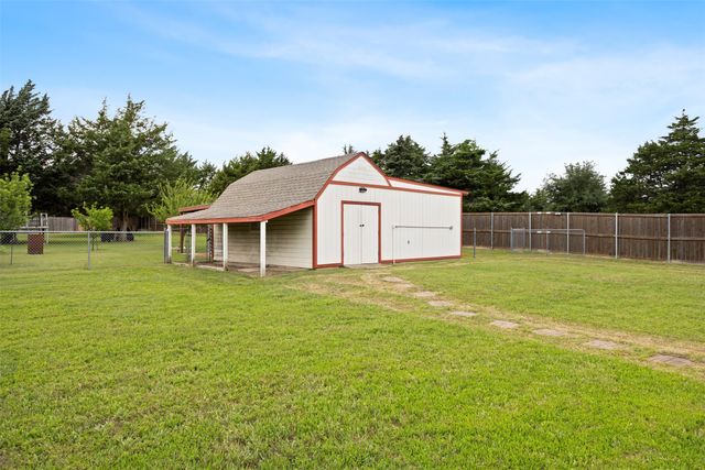 4111 Joe Wilson Road, Midlothian, TX 76065