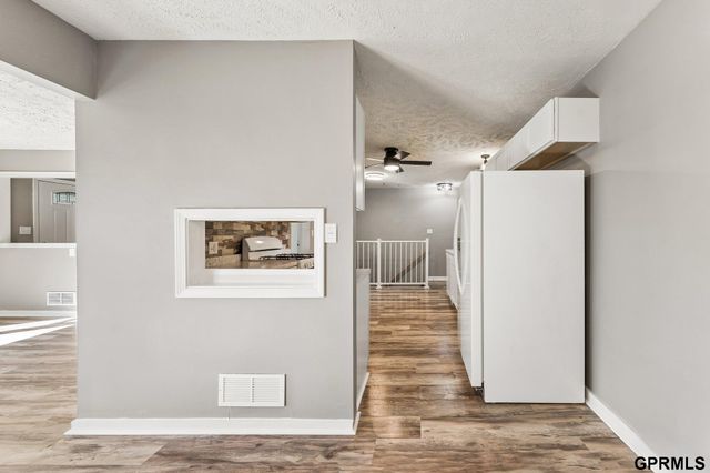 919 N 69 Street, Omaha, NE 68132