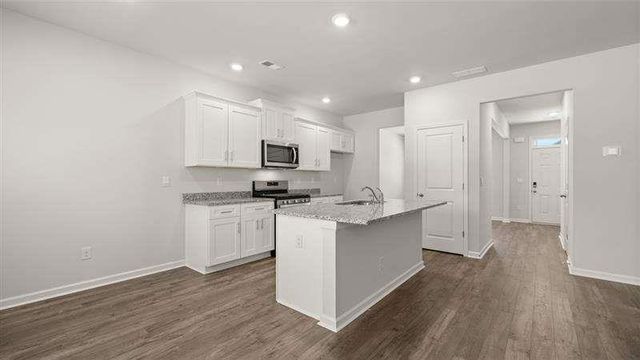 5437 Baybrook Circle, College Park, GA 30349