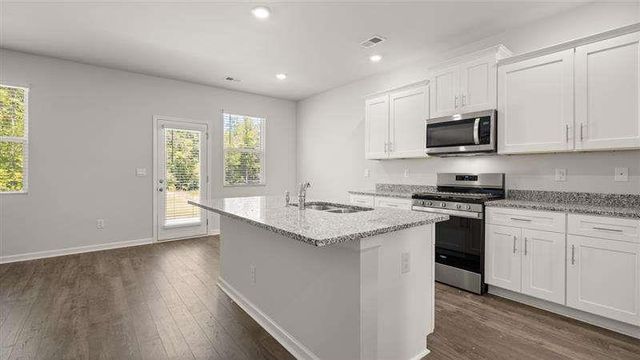 5437 Baybrook Circle, College Park, GA 30349