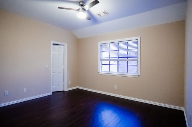 3404 Wimbledon Drive, Highland Village, TX 75077