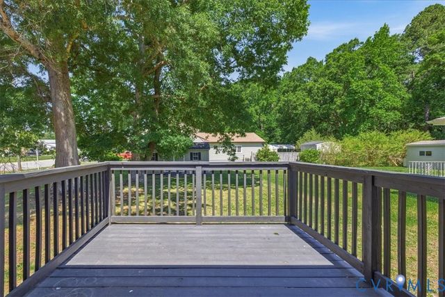 20018 Roosevelt Ave, South Chesterfield, VA 23834