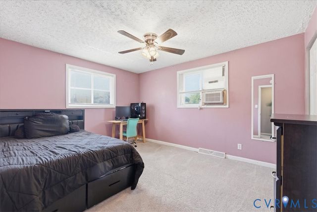 20018 Roosevelt Ave, South Chesterfield, VA 23834