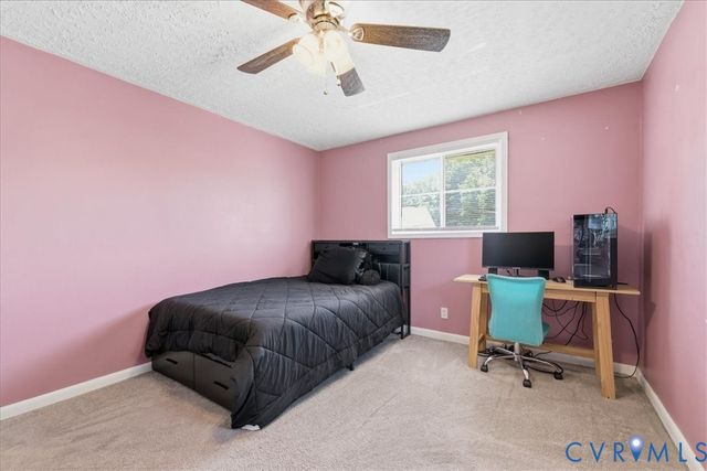 20018 Roosevelt Ave, South Chesterfield, VA 23834