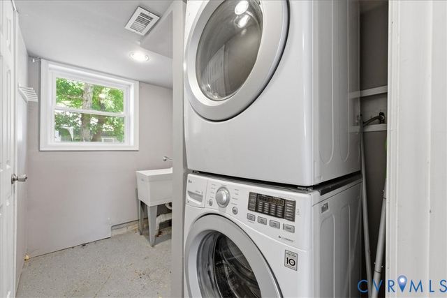 20018 Roosevelt Ave, South Chesterfield, VA 23834