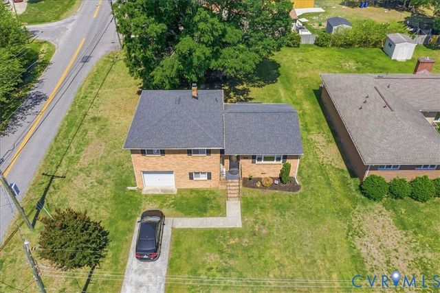20018 Roosevelt Ave, South Chesterfield, VA 23834