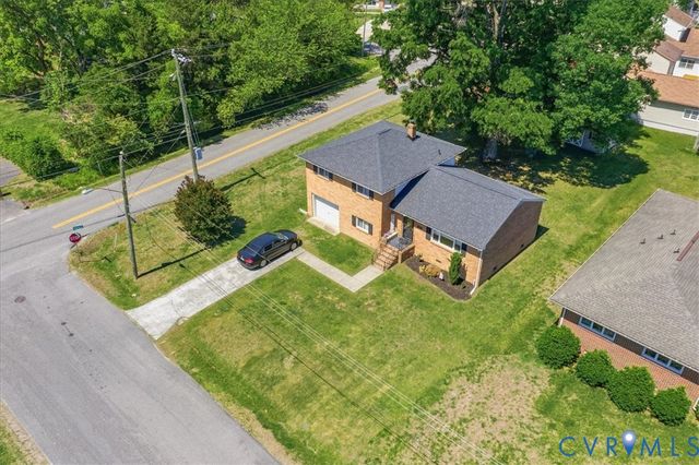20018 Roosevelt Ave, South Chesterfield, VA 23834