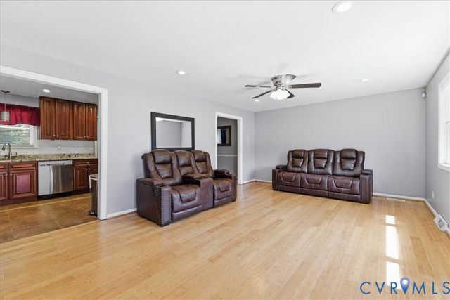 20018 Roosevelt Ave, South Chesterfield, VA 23834