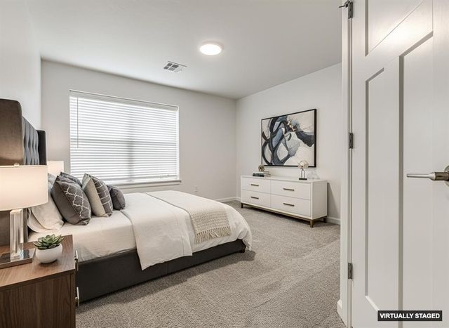 14524 Giverny Lane, Yukon, OK 73099