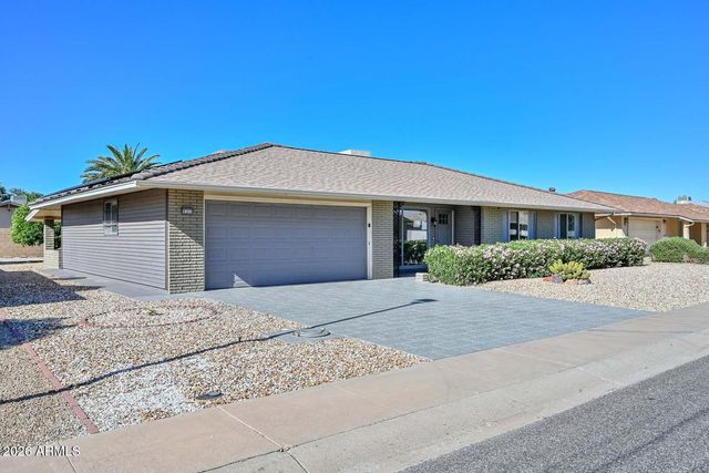 9301 W GLEN OAKS Circle N, Sun City, AZ 85351