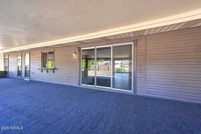 9301 W GLEN OAKS Circle N, Sun City, AZ 85351