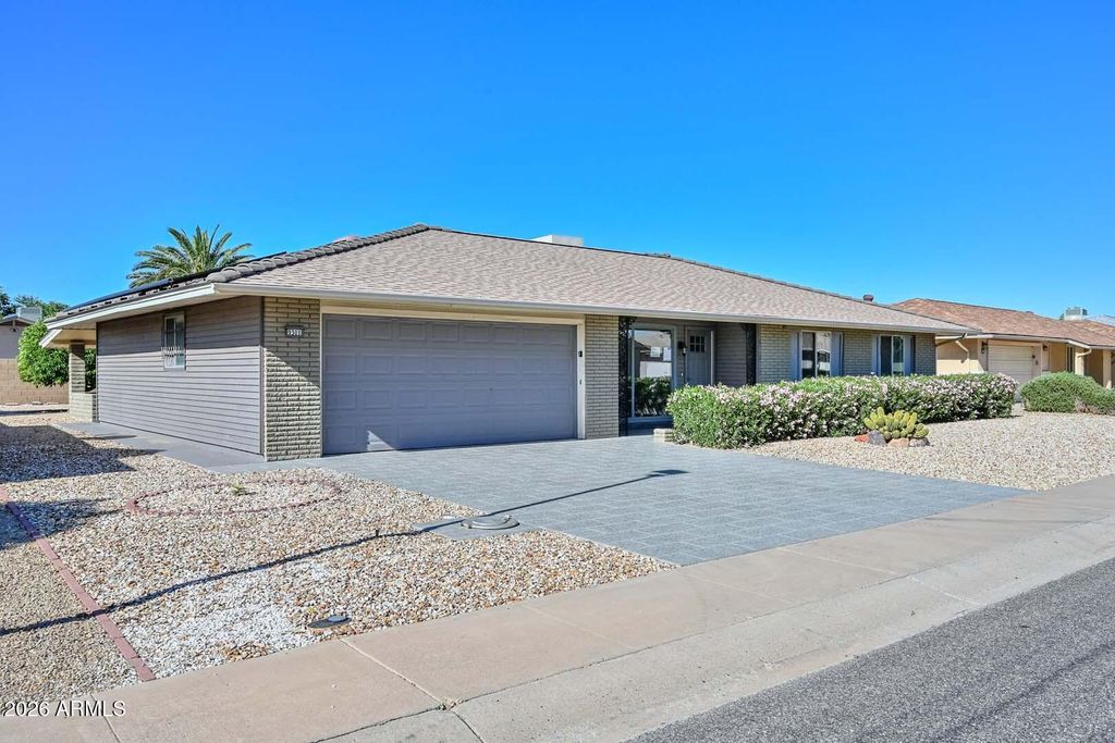 9301 W GLEN OAKS Circle N, Sun City, AZ 85351 — photo 3
