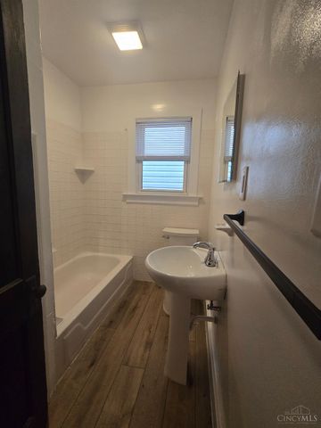 1661 Ray Combs Ave, Hamilton, OH 45011