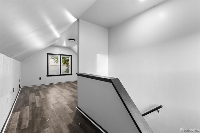 929 White Avenue, Lincoln Park, MI 48146