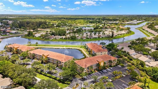 10030 Maddox LN 206, Bonita Springs, FL 34135