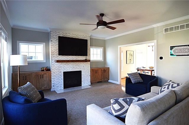 920 SW Ovation Drive, Lee's Summit, MO 64081