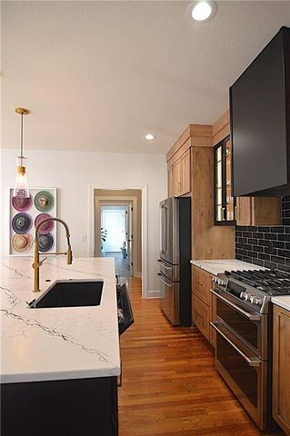 920 SW Ovation Drive, Lee's Summit, MO 64081