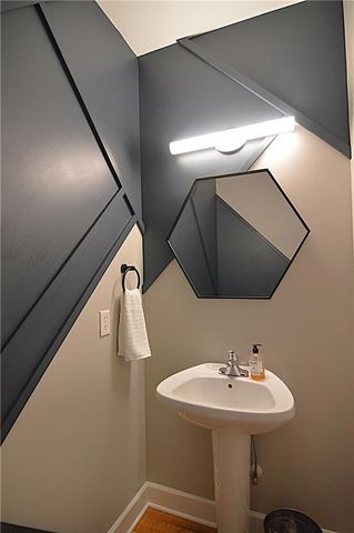 920 SW Ovation Drive, Lee's Summit, MO 64081